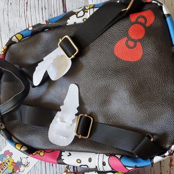 🆕️ CUTE SANRIO HELLO KITTY AND FRIENDS MINI BACKPACK 🖤💕 - Picture 6 of 7